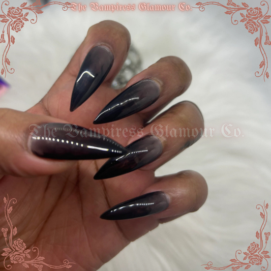 L’Ambre de Mûre — Blackberry Jelly Luxury Handcrafted Glamour Magick Gel Press-On Nail Set