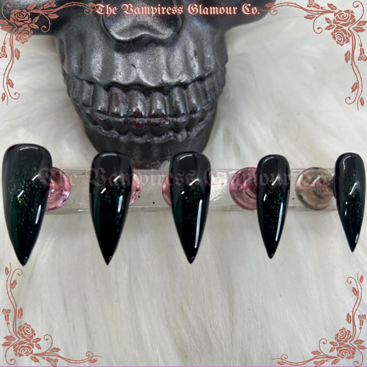 La Créatrice Verte — The Darkest Green Luxury Handcrafted Glamour Magick Gel Press-On Nail Set