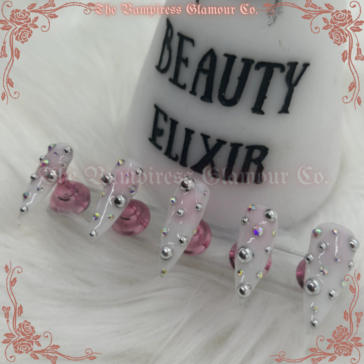 Les Œufs d’Alien — Alien Eggs
Luxury Handcrafted Glamour Magick Gel Press-On Nail Set