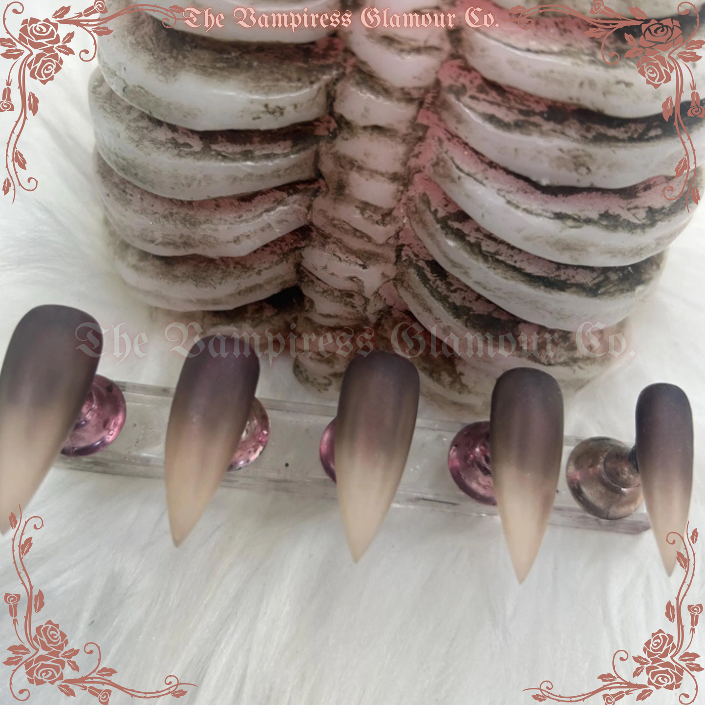 Griffée – The Huntress’ Talon
 Luxury Handcrafted Glamour Magick Gel Press-On Nail Set