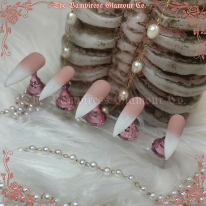 La Maîtresse Riche – The Rich Mistress 
 Handcrafted Luxury Glamour Magick Gel Press-On Nails