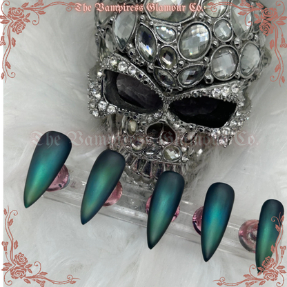 La Sirène Sombre — The Dark Siren Luxury Handcrafted Glamour Magick Gel Press-On Nail Set