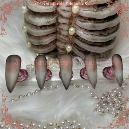 Morte Mais Jolie — Dead But Pretty
 Handcrafted Luxury Glamour Magick Gel Press-On Nails